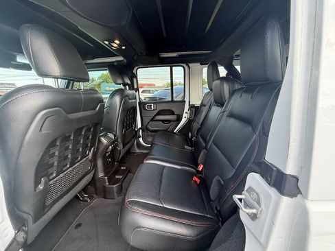 Used 2020 Jeep Wrangler Unlimited Rubicon AWD/4WD image 19