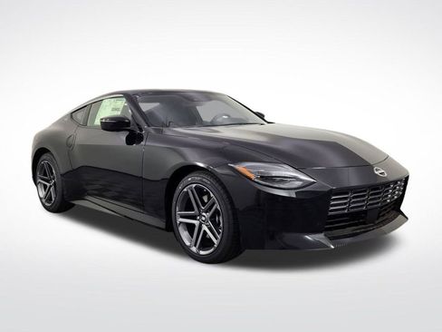 New 2026 Nissan Z Sport w/ Floor Mat Package RWD image 6