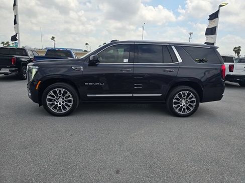 Used 2026 GMC Yukon Denali w/ Sun & Power Step Package RWD image 8