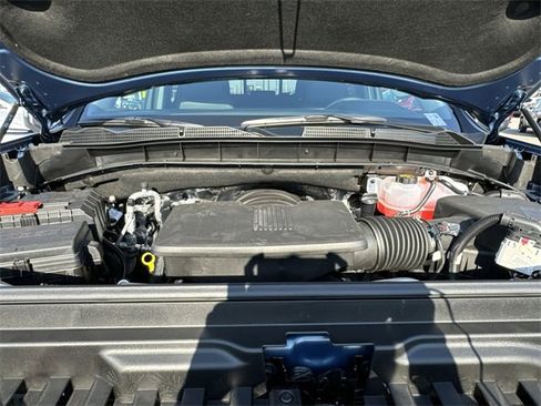 Used 2024 GMC Sierra 1500 SLT w/ SLT Premium Plus Package image 23