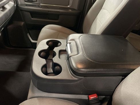 Used 2024 RAM 1500 Classic SLT image 30