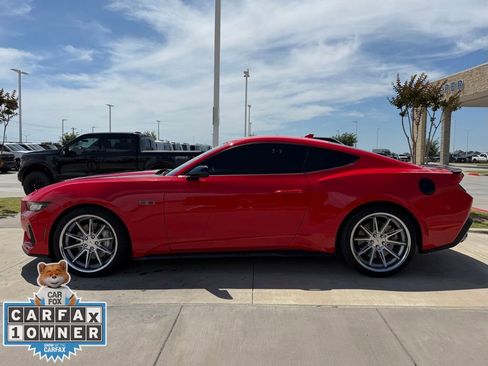 Used 2024 Ford Mustang GT RWD image 9