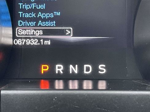 Used 2016 Ford Mustang Coupe image 5