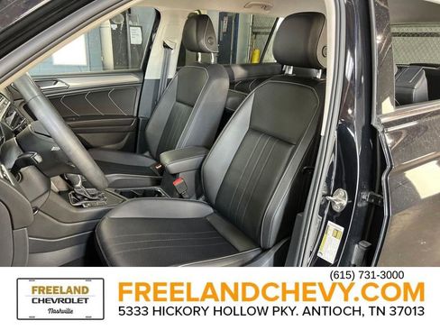 Used 2022 Volkswagen Tiguan SE image 20