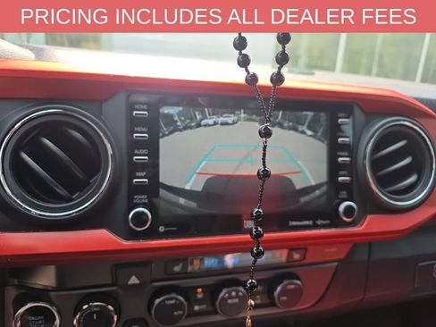Used 2020 Toyota Tacoma TRD Off-Road w/ TRD Premium Off Road Package AWD/4WD image 12