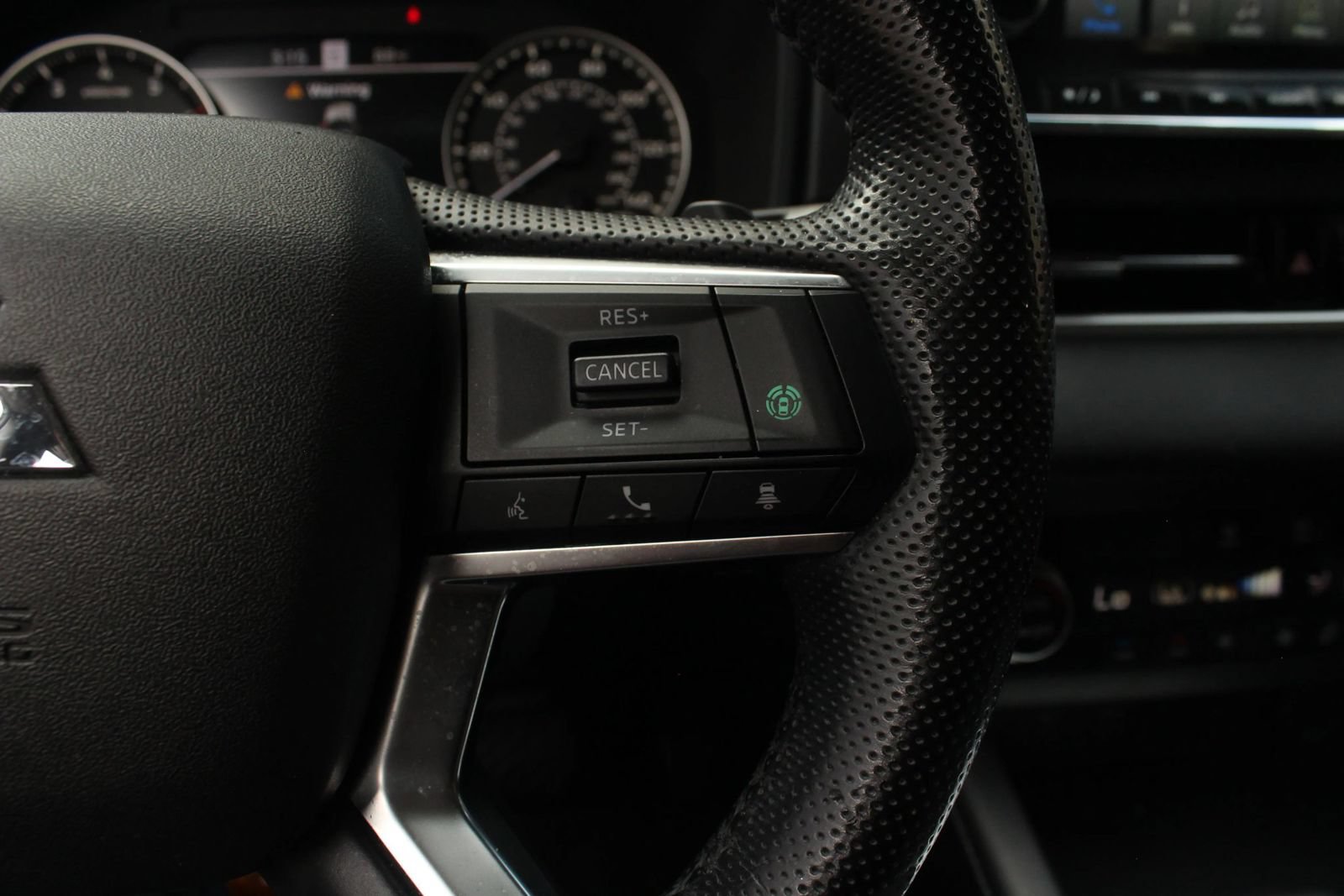 Used 2022 Mitsubishi Outlander SEL FWD image 30