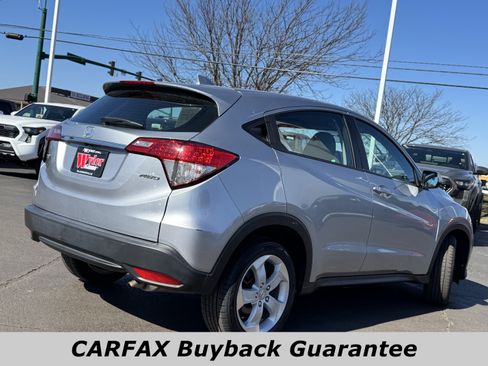 Used 2019 Honda HR-V LX image 3