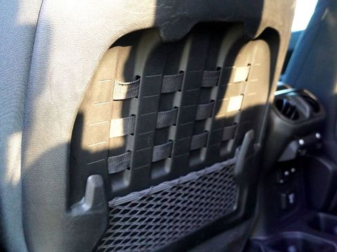 Used 2022 Jeep Gladiator Rubicon w/ Safety Group image 32