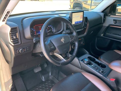 Used 2022 Ford Bronco Sport Badlands w/ Premium Package image 18