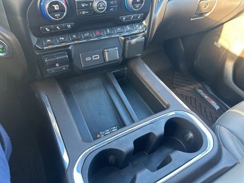 Used 2021 Chevrolet Silverado 1500 LTZ w/ LTZ Premium Package image 44