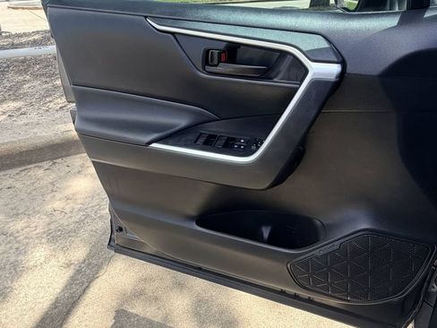 Used 2023 Toyota RAV4 LE FWD image 23