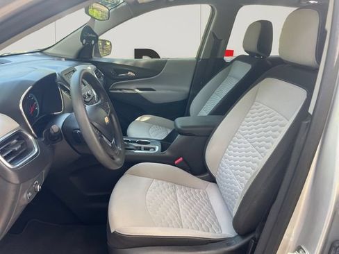 Used 2020 Chevrolet Equinox LS w/ LS Convenience Package FWD image 11