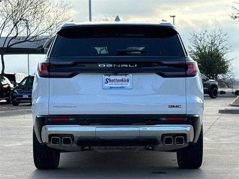 Used 2025 GMC Acadia Denali w/ Super Cruise Package image 7