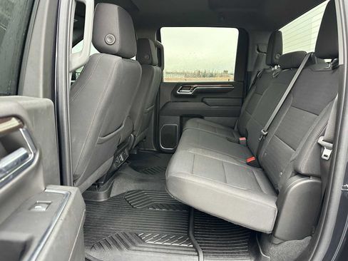 Used 2024 Chevrolet Silverado 2500 LT image 16