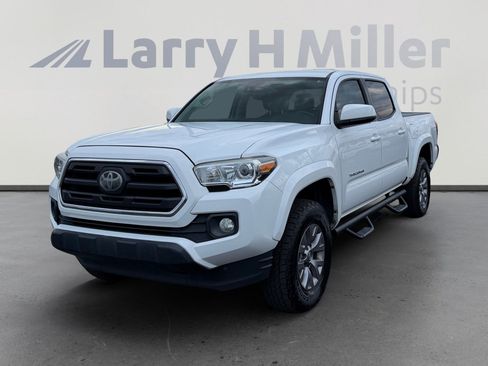 Used 2019 Toyota Tacoma SR5 image 1