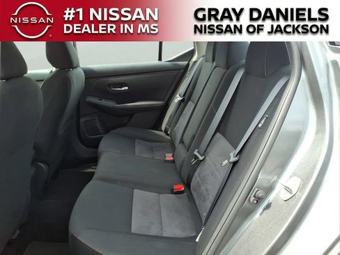Used 2025 Nissan Sentra SR FWD image 26