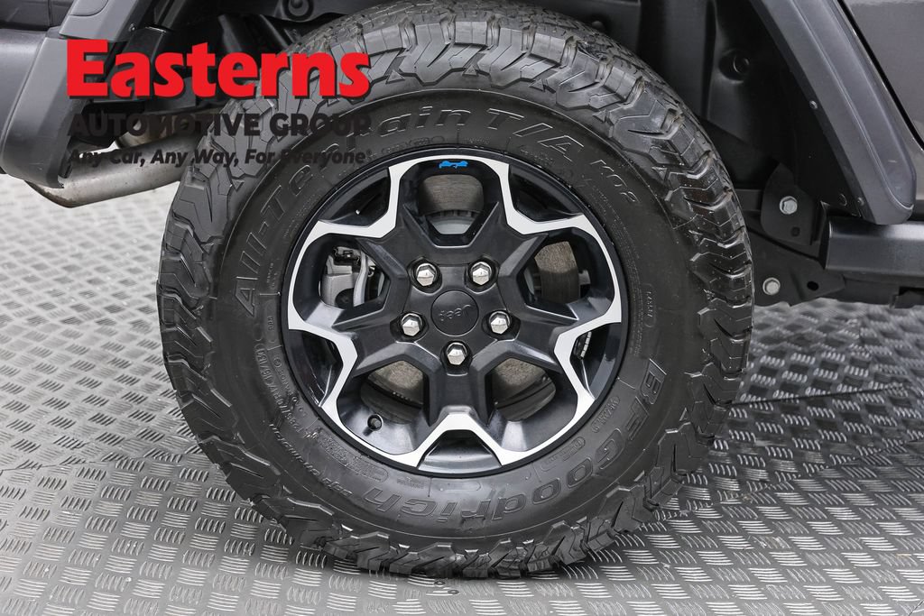 Used 2023 Jeep Wrangler Unlimited Rubicon 4xe w/ Cold Weather Group AWD/4WD image 33