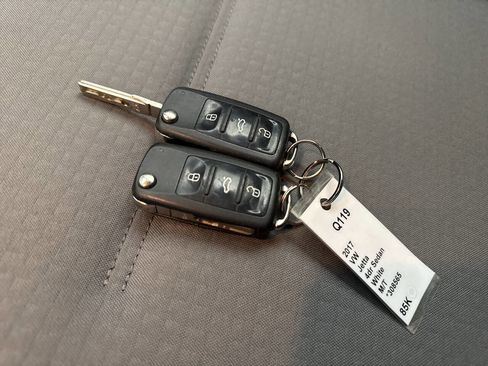 Used 2017 Volkswagen Jetta S image 24