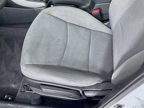 Used 2015 Hyundai Elantra SE image 18