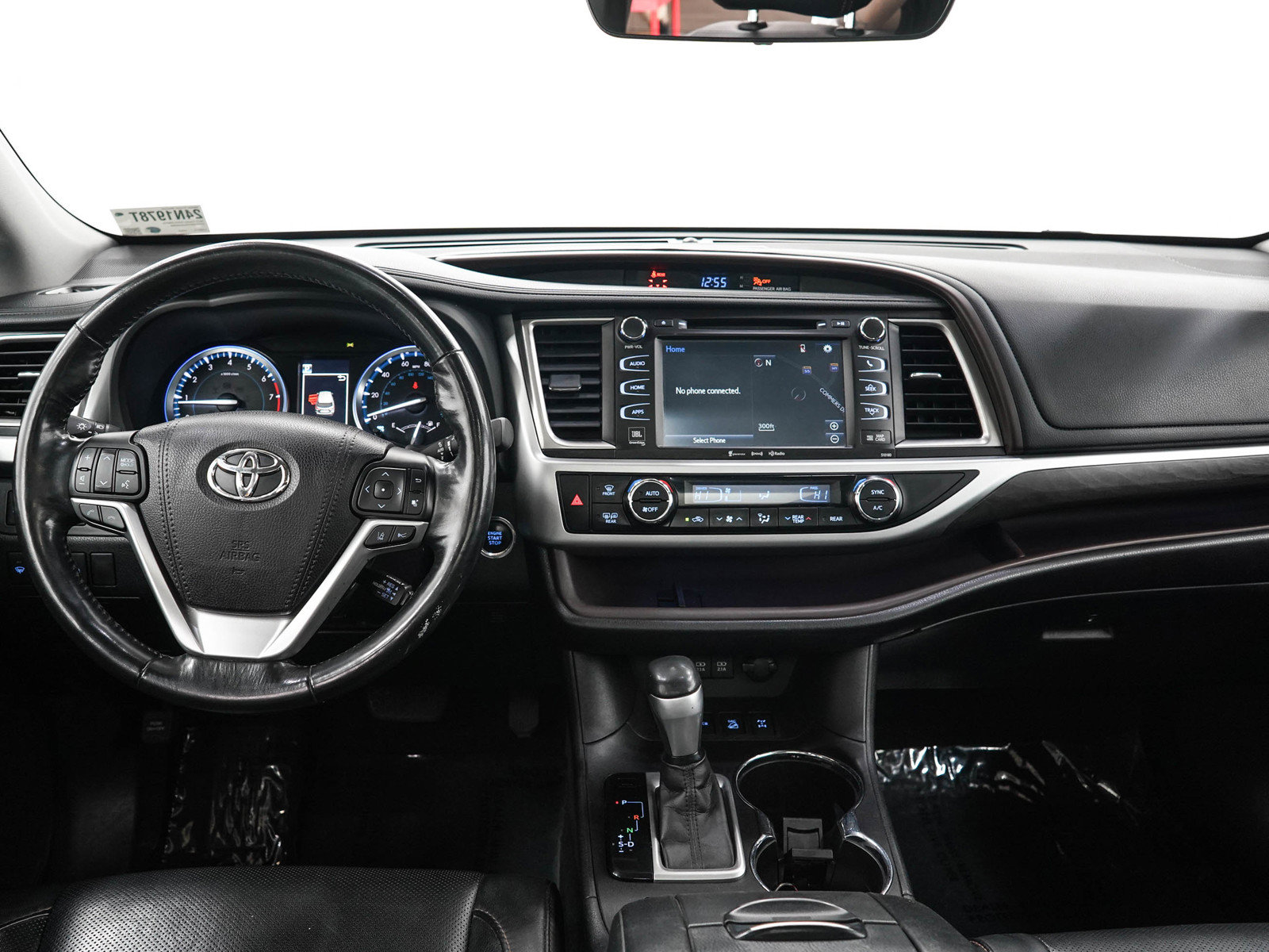 Used 2017 Toyota Highlander Limited Platinum AWD/4WD image 17
