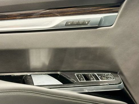 New 2026 Cadillac Escalade ESV Luxury w/ LPO, Floor Liner Package AWD/4WD image 17