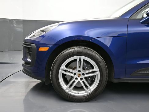Certified 2023 Porsche Macan Turbo AWD/4WD image 12