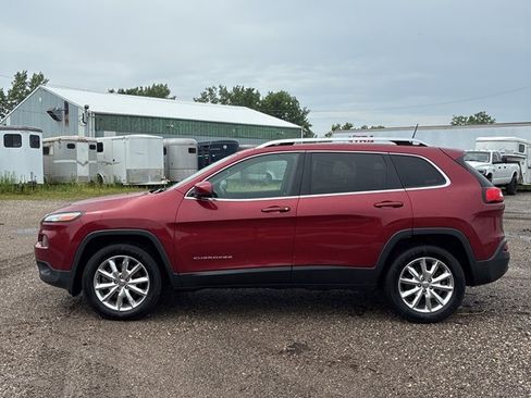 Used 2017 Jeep Cherokee Limited AWD/4WD image 1