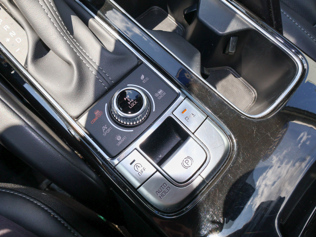Used 2025 Kia Telluride S AWD/4WD image 32