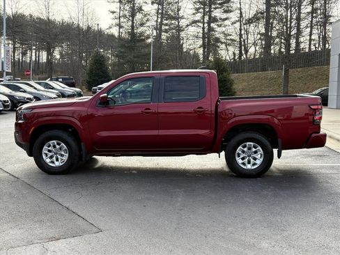 Certified 2024 Nissan Frontier SV w/ Technology Package image 5