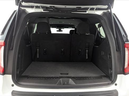 Used 2022 GMC Yukon XL SLE w/ Max Trailering Package AWD/4WD image 19