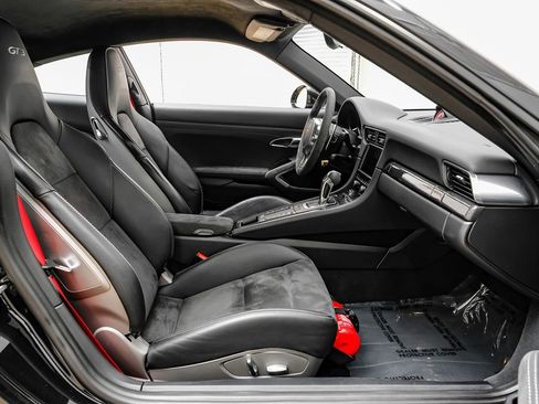 Used 2014 Porsche 911 GT3 w/ Sound Package Plus image 26