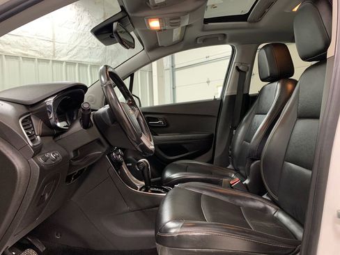 Used 2020 Chevrolet Trax Premier image 4