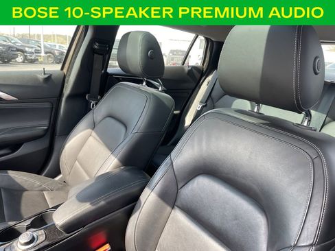 Used 2018 INFINITI QX30 Premium w/ Navigation Package AWD/4WD image 16