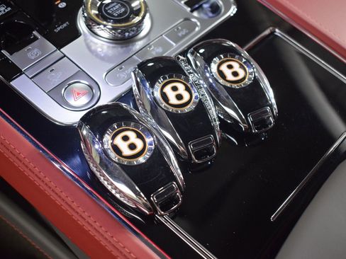 Certified 2020 Bentley Continental GT AWD/4WD image 38