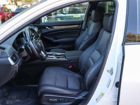 Used 2020 Honda Accord Sport image 16