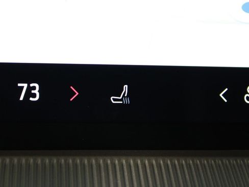 Used 2025 Ford Explorer Active image 22