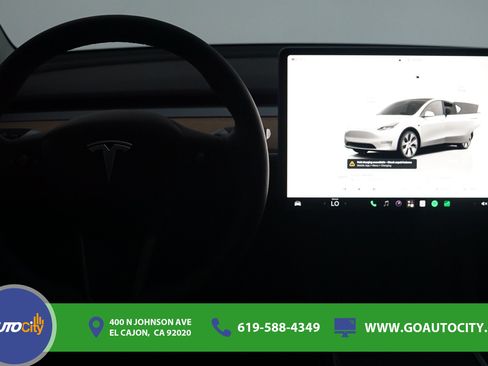 Used 2024 Tesla Model Y Long Range AWD/4WD image 5
