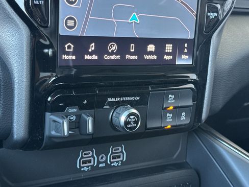 New 2026 RAM 1500 Laramie AWD/4WD image 19