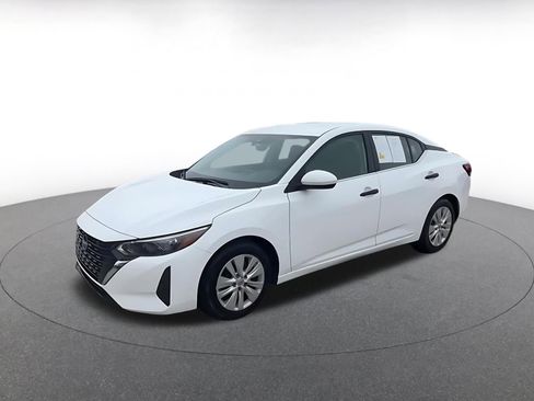 Used 2025 Nissan Sentra S image 8