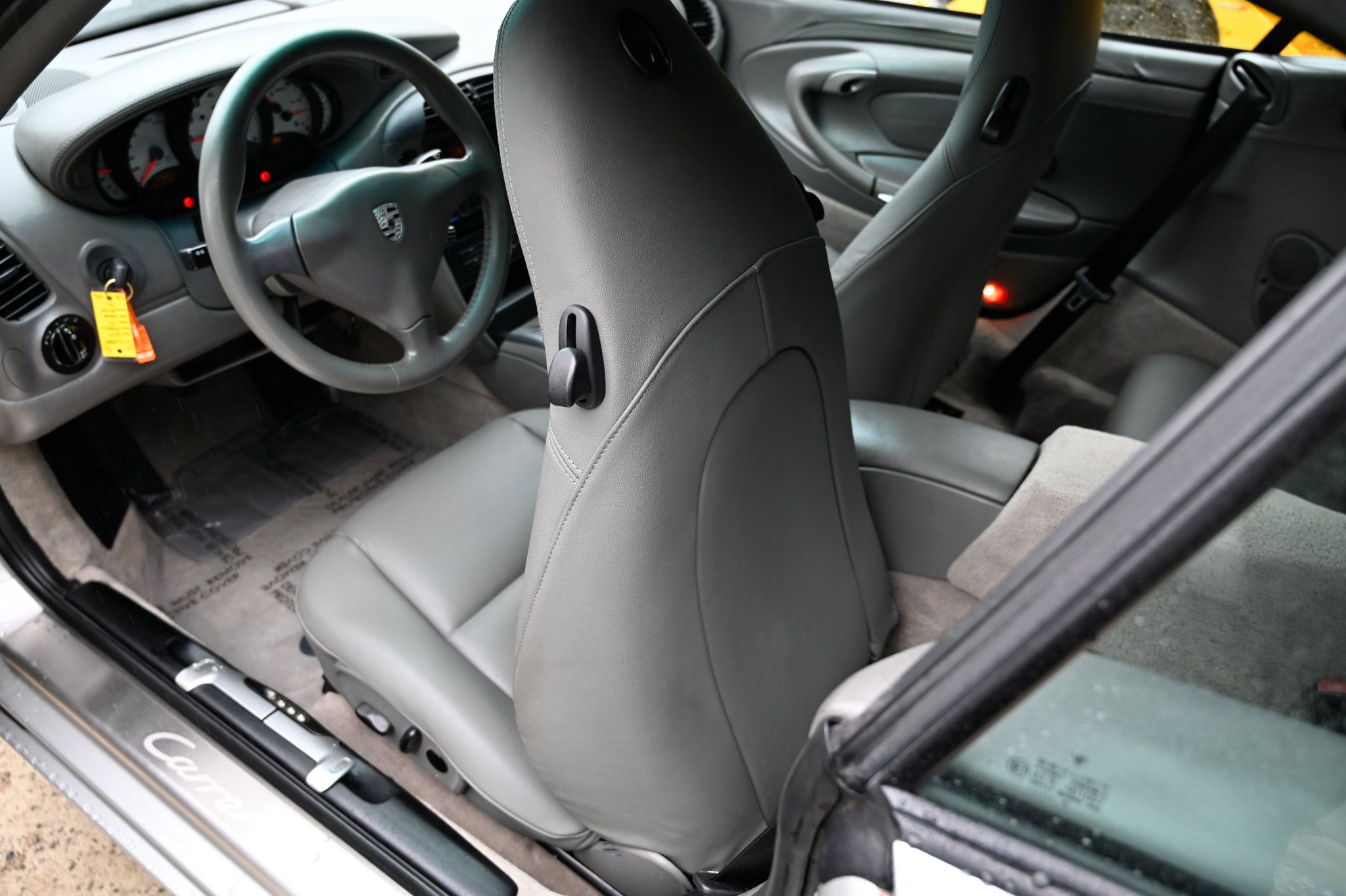 Used 2000 Porsche 911 Carrera RWD image 21