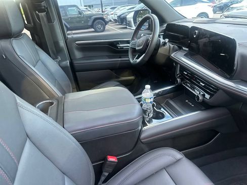 Used 2025 Chevrolet Tahoe RST w/ RST Capability Package AWD/4WD image 22