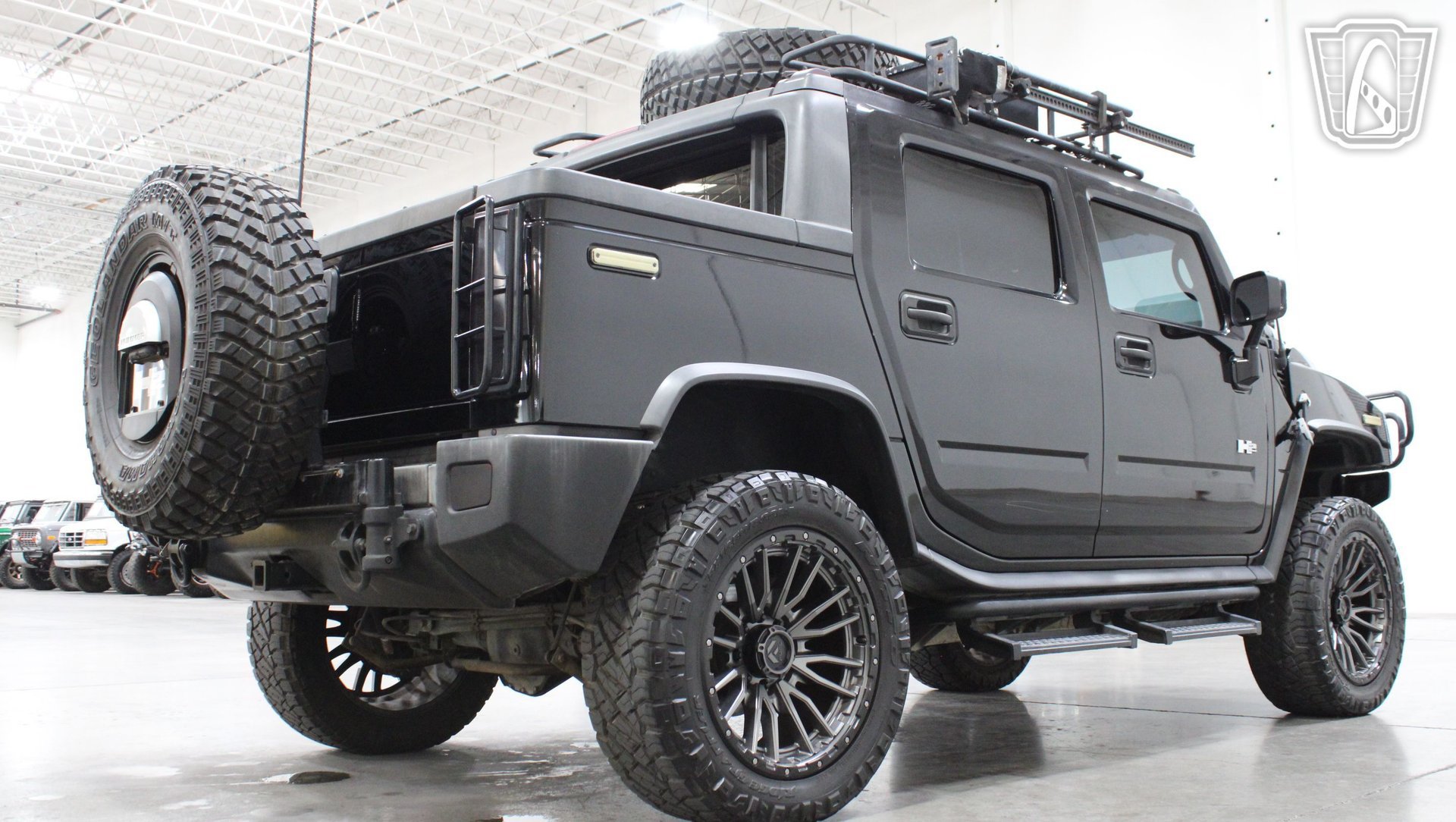 Used 2005 HUMMER H2 SUT w/ Preferred Equipment Group AWD/4WD image 23