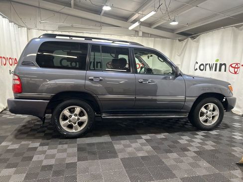 Used 2004 Toyota Land Cruiser image 10
