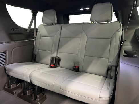 New 2026 GMC Yukon XL Elevation w/ Elevation Premium Package image 11