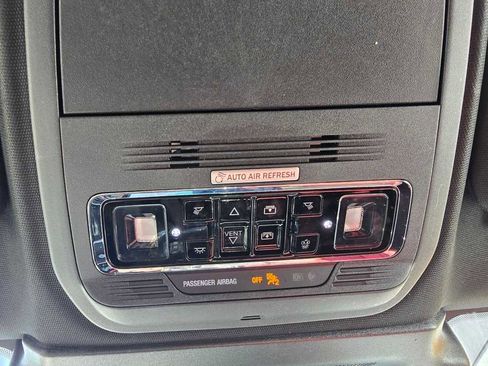 Used 2025 Lincoln Corsair Reserve w/ Equipment Group 202A image 32