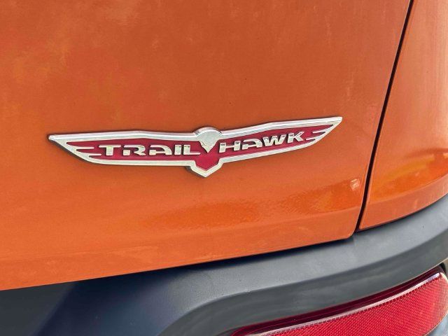 Used 2016 Jeep Cherokee Trailhawk w/ Comfort/Convenience Group AWD/4WD image 35