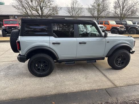 Used 2024 Ford Bronco Wildtrak image 8