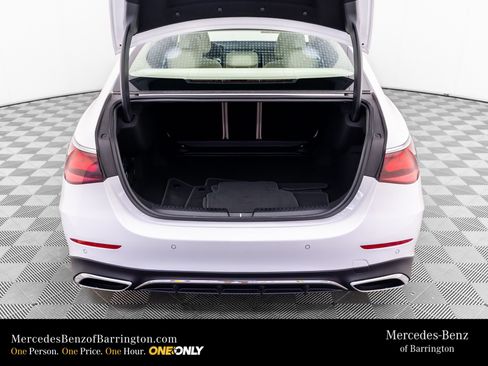 New 2026 Mercedes-Benz E 350 4MATIC Sedan image 39