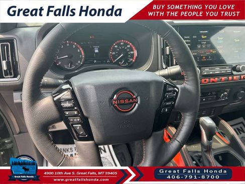 Used 2026 Nissan Frontier PRO-4X w/ Tow Package AWD/4WD image 12