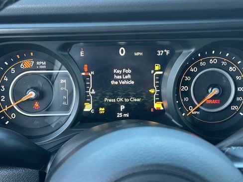 New 2026 Jeep Wrangler Unlimited Rubicon w/ Safety Group image 24